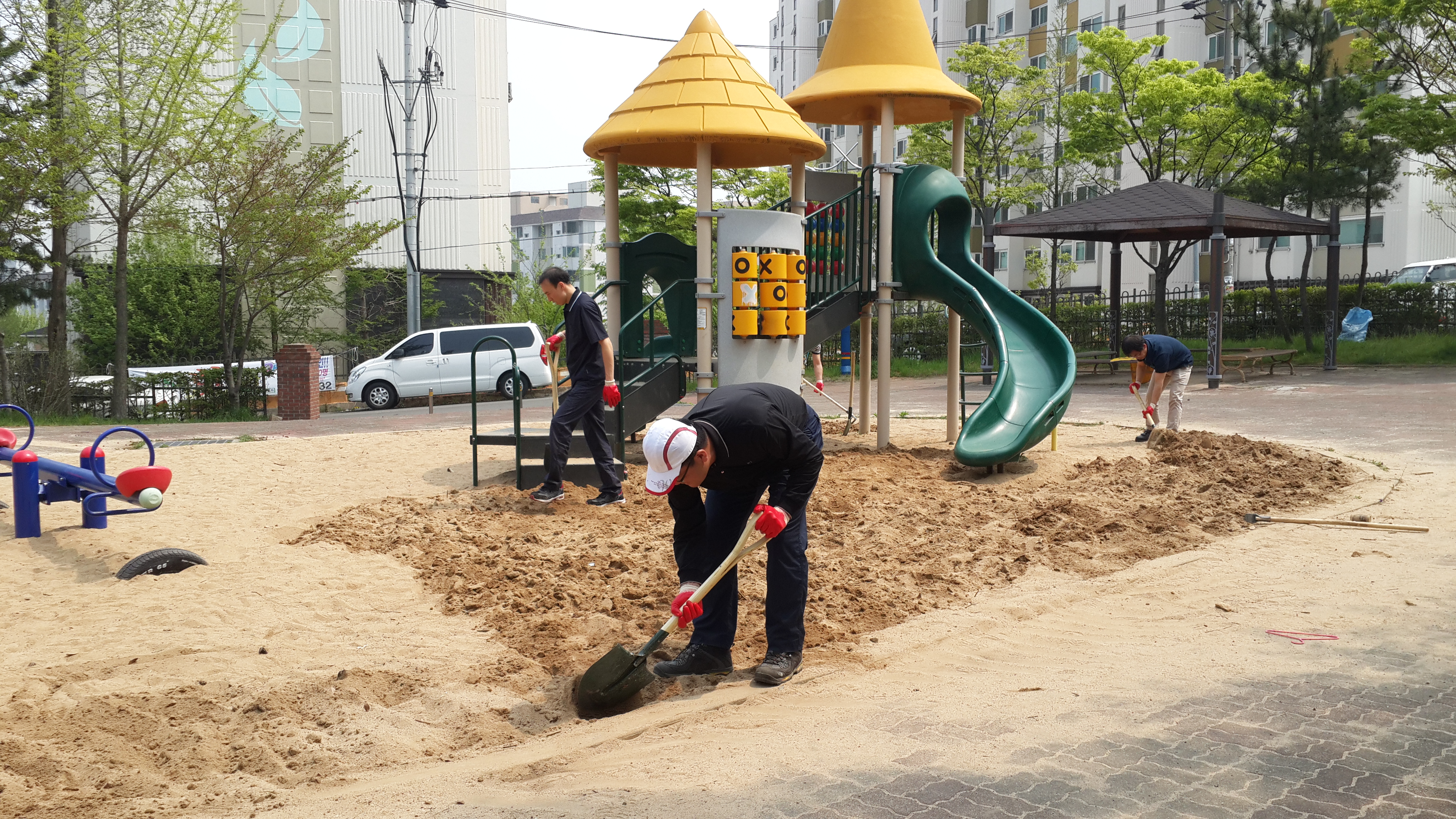 공공 어린이 놀이터 안전...